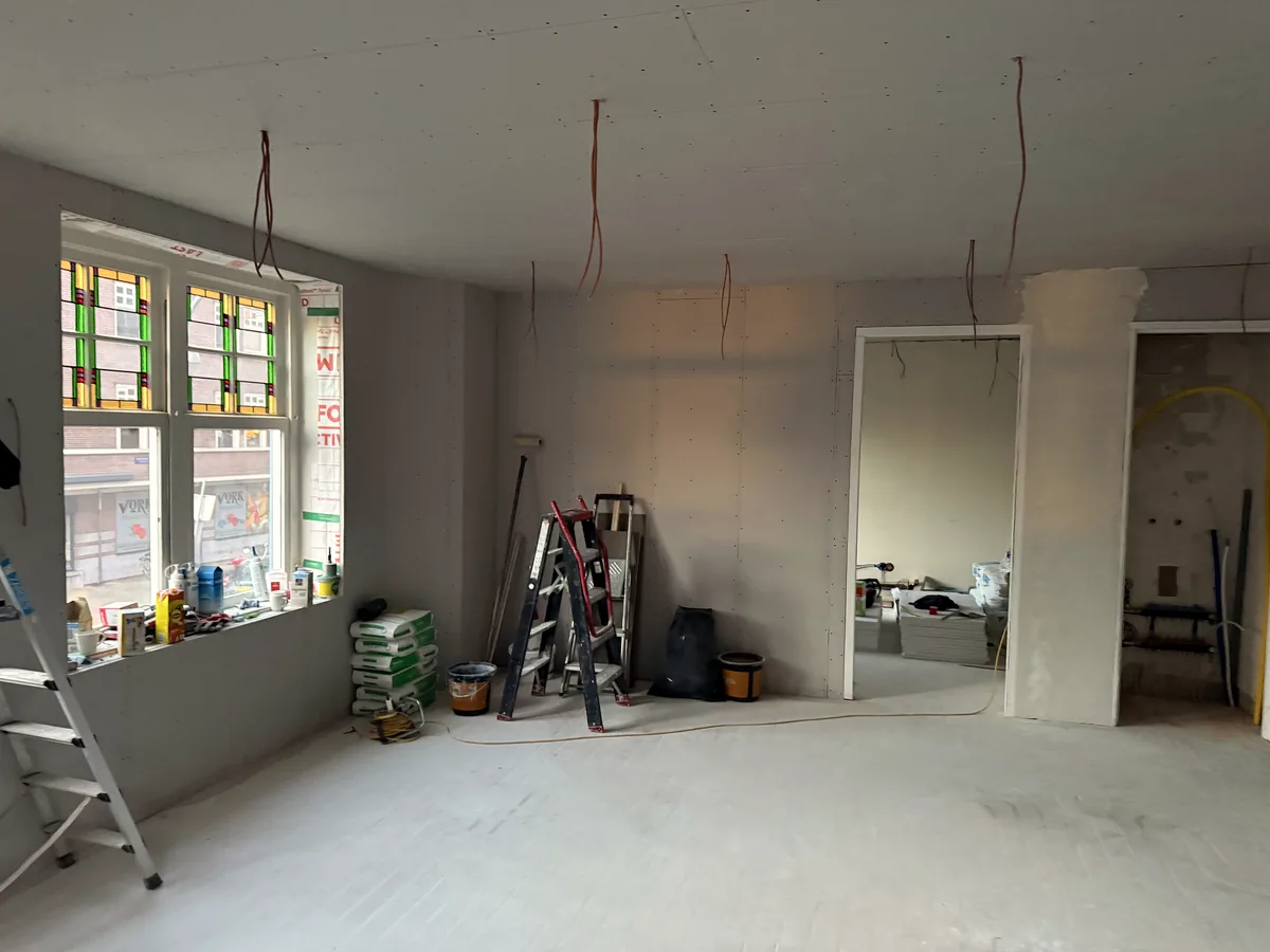 Systeemwand in gipsplaat, SDBouw Amsterdam